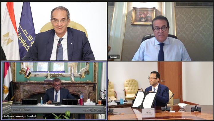 وزيرا التعليم العالى والبحث العلمى والاتصالات وتكنولوجيا المعلومات يشهدان توقيع اتفاقيتى تعاون بين وزارة 45031