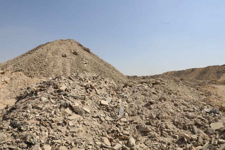 تنفيذا لتوجيهات الدكتور مصطفى مدبولى رئيس مجلس الوزراء: وزيرة البيئة تتفقد أعمال السيطرة على مقلب الطوب 51691