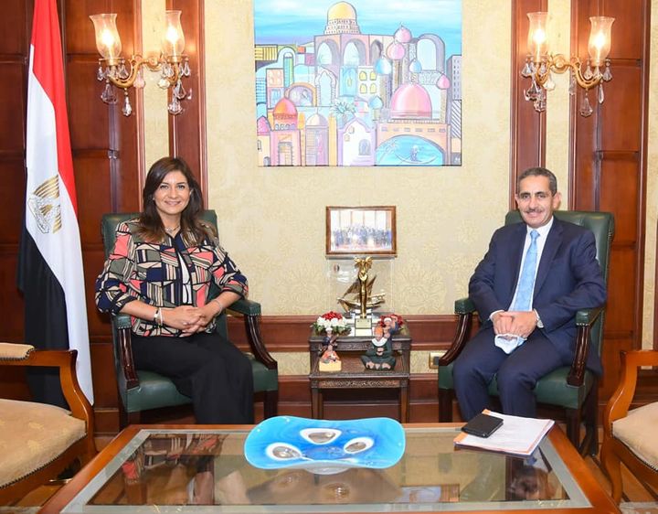 وزيرة الهجرة ومحافظ الغربية يبحثان التعاون لمواصلة تنفيذ مبادرة مراكب النجاة 77922
