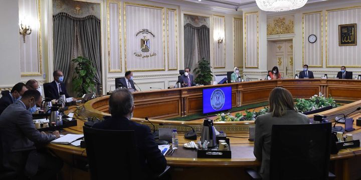 رئيس الوزراء يتابع موقف منظومة التأمين الصحي الشامل وزيرة الصحة: تقديم 6 ملايين و500 ألف خدمة لمواطني 85347