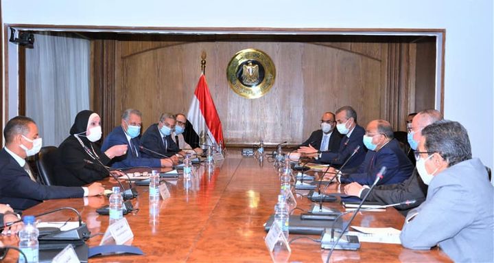 وزارة التنمية المحلية: بهدف تفعيل اللائحة التنفيذية لقانون تنمية المشروعات: وزيرا التجارة 93174