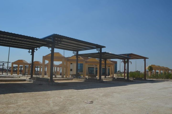 الإسكان: رصف الطرق لعمارات دار مصر غرب المال والأعمال والحي الـ32 وتنفيذ موقف إقليمي جديد بالعاشر من رمضان 98572