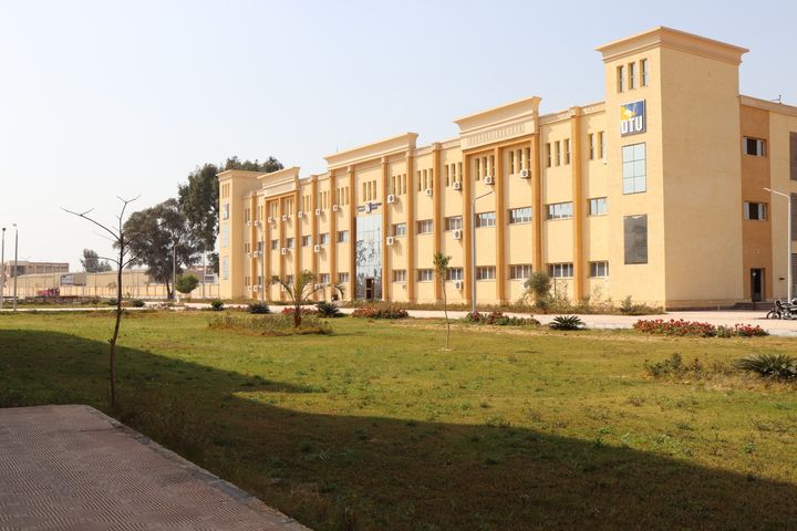 وزير التعليم العالي يستعرض تقريرًا حول استعدادات جامعة الدلتا التكنولوجية لبدء العام الدراسي الجديد 34414