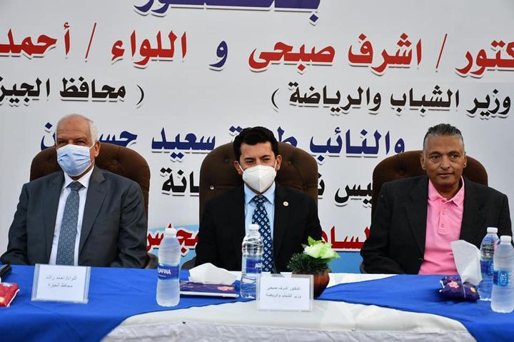 وزارة الشباب والرياضة: وزير الرياضة ومحافظ الجيزة يفتتحان مجمع حمامات السباحة بنادي الترسانة 38221