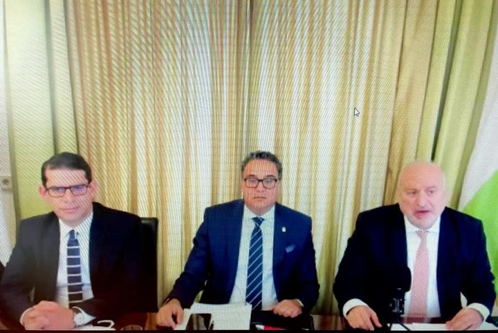 247340261_182163757426812_52335821771527