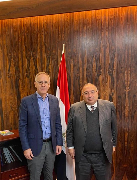 لقاء السفير المصري بالنرويج بالرئيس التنفيذي لشركة سكاتك لمشروعات الطاقة والبنية التحتية 65685