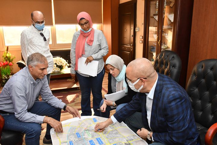 وزير الإسكان يعقد اجتماعا مساء اليوم بمقر جهاز مدينة القاهرة الجديدة لمتابعة الموقف التنفيذى لمشروعات الطرق 74841