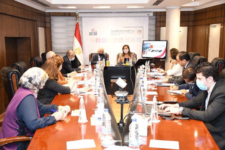 وزيرة التخطيط والتنمية الاقتصادية تستقبل وزير التربية والتعليم لمتابعة تنفيذ مكون التعليم في برنامج 78419