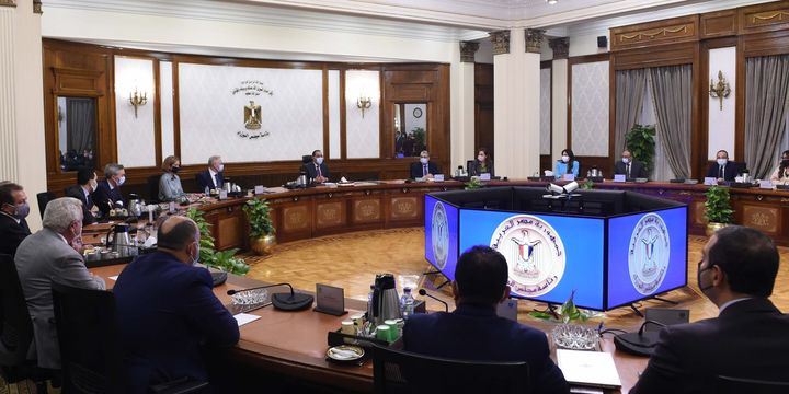 رئيس الوزراء يناقش مع الرئيس التنفيذي لشركة سكاتك النرويجية مجالات التعاون فى تحلية المياه وإنتاج 80683