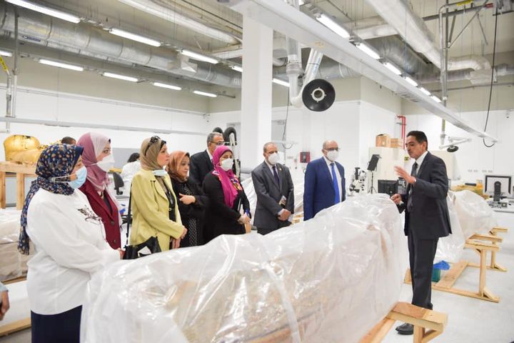 فى إطار مواصلة الزيارات الميدانية لمتابعة مشروعات الخطة الاستثمارية للعام المالى 2021/2022: وفد وزارة التخطيط 81826