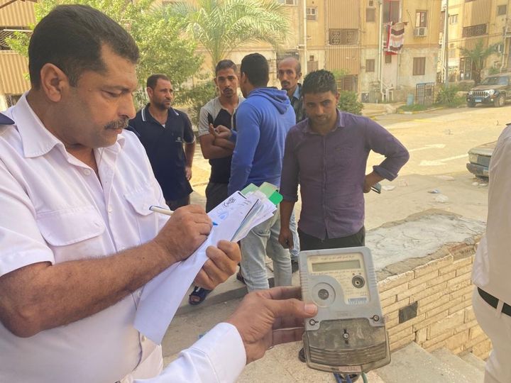 رئيس جهاز القاهرة الجديدة: تنفيذ 65 قرار غلق وتشميع ورفع عدادات مرافق لمحال ووحدات مخالفة بحملات جديدة 21847