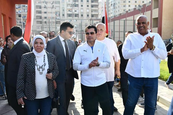 وزارة الشباب والرياضة: وزير الشباب والرياضة يتفقد مركز شباب أهالينا للاطمئنان علي جاهزيته قبل 40276