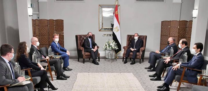 السيد الرئيس يؤكد خلال مقابلة مستشار النمسا ان تسوية أزمات المنطقة يتم بتحقيق الاستقرار وباستعادة اركان 87212