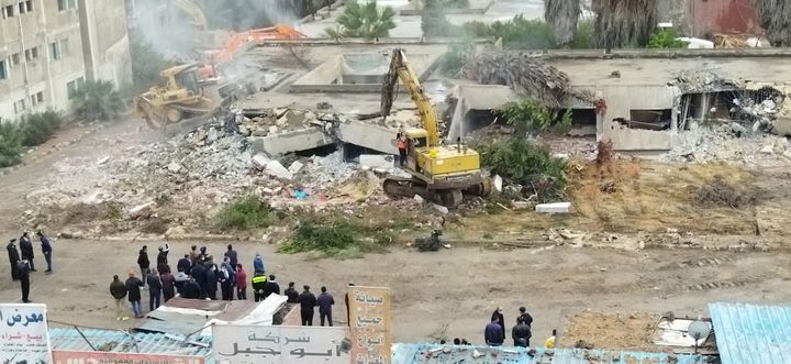 بمشاركة شرطة التعمير ومديرية أمن الجيزة: جهاز مدينة 6 أكتوبر يزيل التعديات على أرض دار ليلة القدر للأيتام 95813