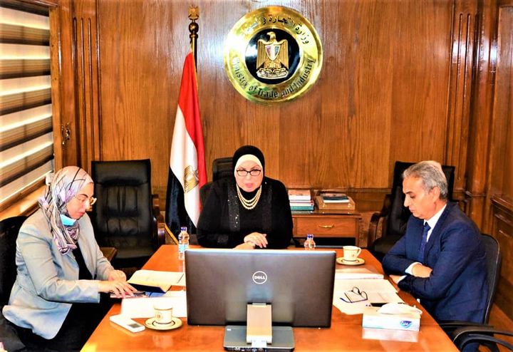 وزارة التجارة والصناعة: عبر تقنية الفيديو كونفرانس وزيرة التجارة والصناعة تشارك باجتماع 99853