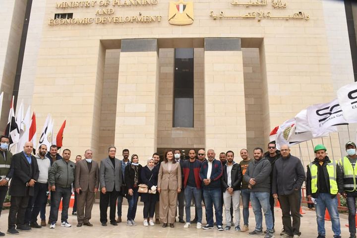 وزارة التخطيط والتنمية الاقتصادية: وزيرة التخطيط والتنمية الاقتصادية في جولة تفقدية لمقر 23158
