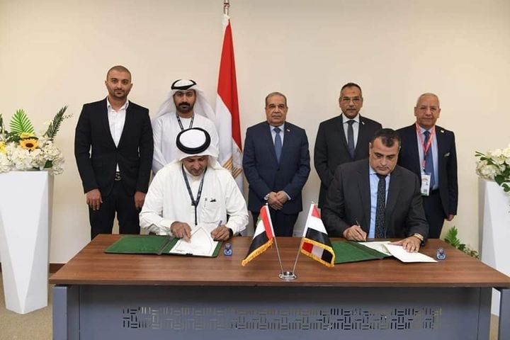 وزارة الدولة للإنتاج الحربي: توقيع إتفاقية وتفقد أجنحة العديد من الشركات ولقاء مع مساعد وزير 23670