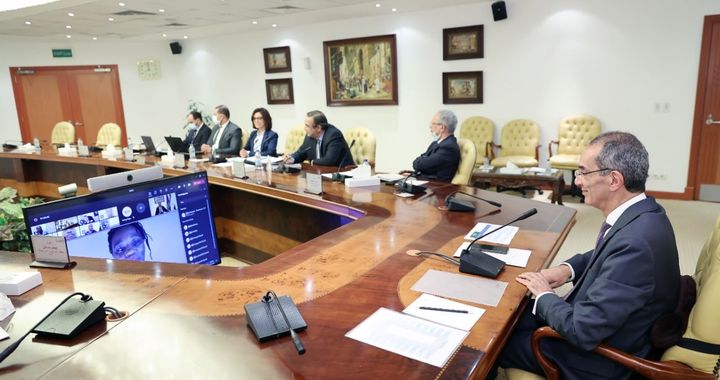 الدكتور/ عمرو طلعت وزير الاتصالات وتكنولوجيا المعلومات يشهد اعلان نتائج النسخة الثالثة والختامية من مسابقة 59458