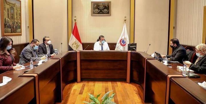 وزارة الصحة والسكان: وزير التعليم العالي والبحث العلمي والقائم بعمل وزير الصحة يعلن فحص 21 62415