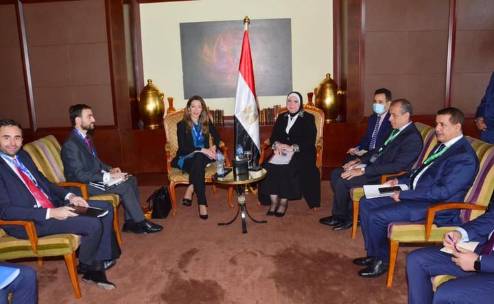 وزارة التجارة والصناعة: فى اطار زيارة رئيس وزراء اسبانيا للقاهرة وزيرة التجارة والصناعة 70297