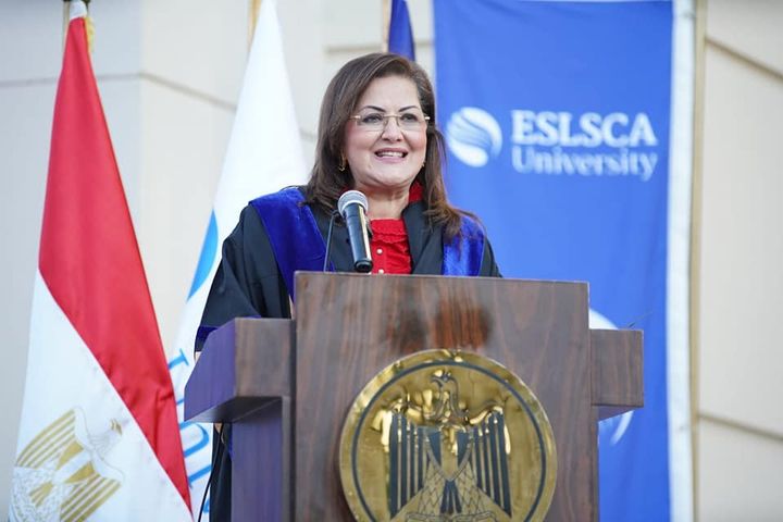 وزارة التخطيط والتنمية الاقتصادية: وزيرة التخطيط والتنمية الاقتصادية تشهد حفل تخريج الدفعات 77782