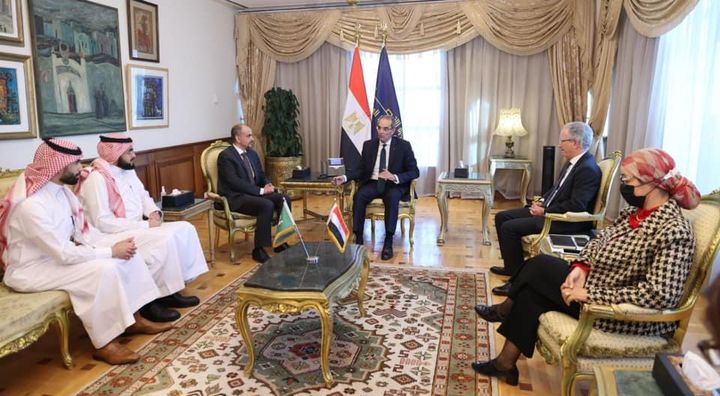 بيان إعلامى الدكتور/ عمرو طلعت وزير الاتصالات وتكنولوجيا المعلومات يبحث مع نائب وزير الاتصالات وتقنية 84018
