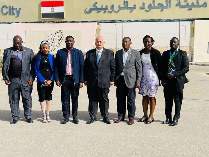 وزارة التجارة والصناعة: التنمية الصناعية ومدينة الجلود بالروبيكى تستقبلان وفد كلية الدفاع 86007