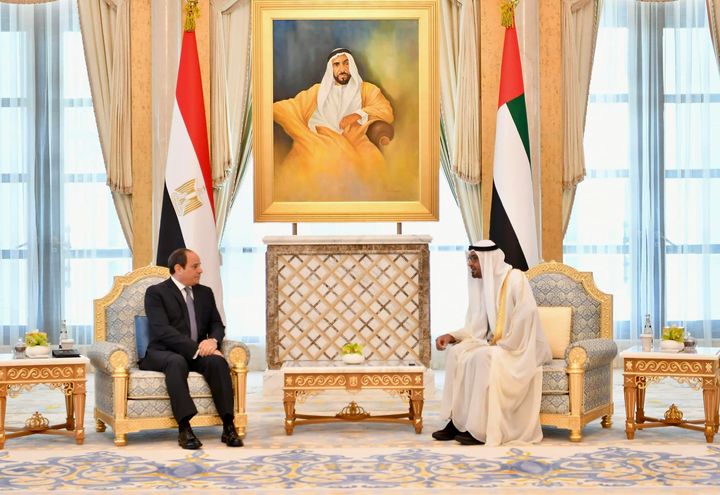 التقى السيد الرئيس عبد الفتاح السيسي اليوم في قصر الوطن بالعاصمة الإماراتية أبو ظبي مع صاحب السمو الشيخ محمد 21916