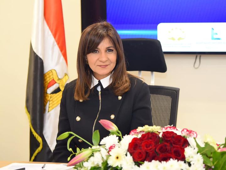 وزارة الدولة للهجرة وشئون المصريين بالخارج: وزيرة الهجرة تتلقى تقريرًا بشأن أول تأمين على 41589