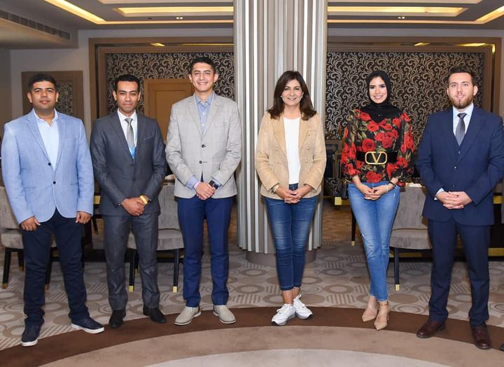 وزيرة الهجرة تلتقي عددًا من الشباب المصريين بالخارج المشاركين في النسخة الرابعة من منتدى شباب العالم 43923