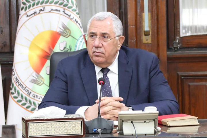 وزراة الزراعة واستصلاح الأراضي: وزير الزراعة يبحث تنفيذ تكليفات الرئيس السيسي النهوض بمحصول 48089