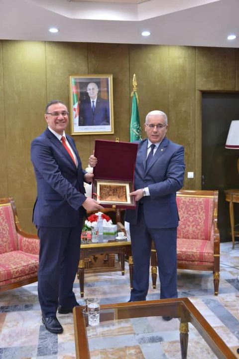 سفير مصر في الجزائر يلتقي رئيس المجلس الشعبي الوطني الجزائري  التقى السفير د 49546