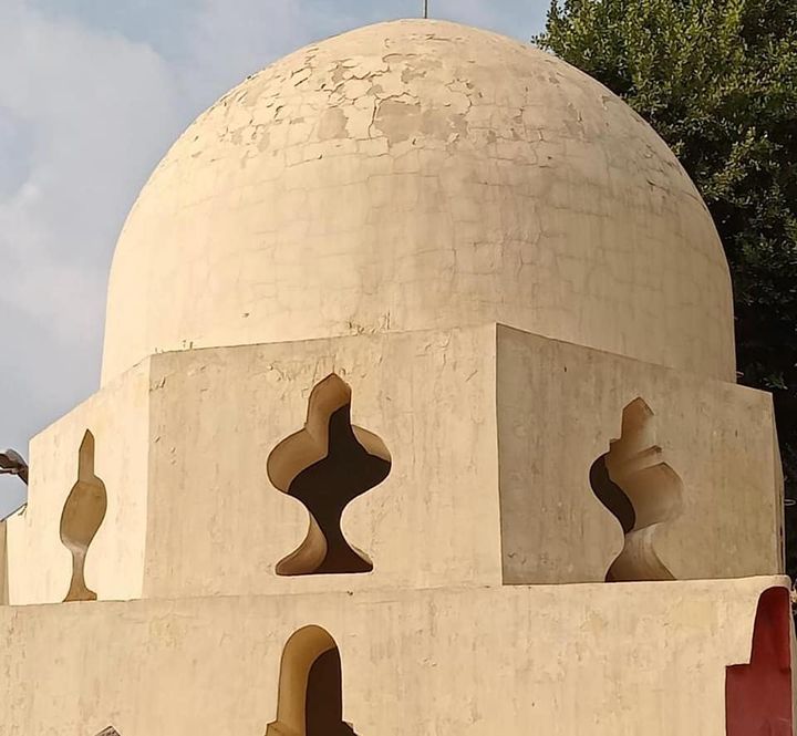 وزارة السياحة والآثار: ٤ يناير ٢٠٢٢ أصدر الدكتور خالد العناني وزير السياحة والآثار عددا من 61418