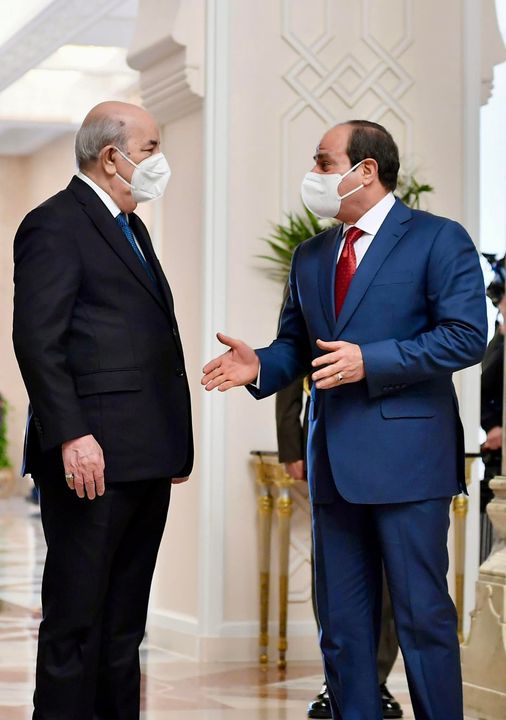 تلقى السيد الرئيس عبد الفتاح السيسي بعد ظهر اليوم اتصالاً هاتفياً من الرئيس عبد المجيد تبون، رئيس الجمهورية 12682