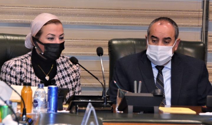 بيان مشترك صادر عن وزارتي الطيران المدني والبيئة: وزيرا الطيران والبيئة يبحثان الاستعدادات لاستضافة مصر 12931