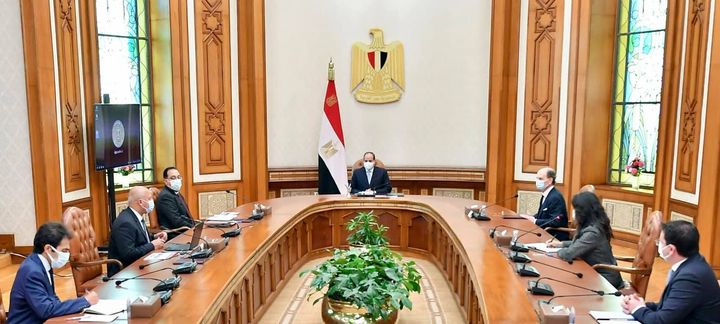 استقبل السيد الرئيس عبد الفتاح السيسي اليوم السيد كارلوس أوريول، رئيس شركة تالجو الإسبانية لصناعة القطارات، 36486