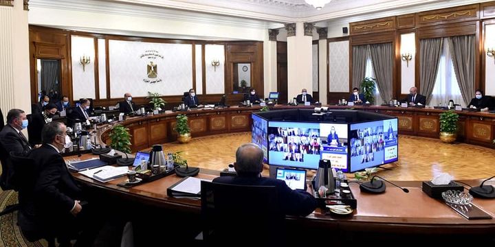 خلال اجتماع مجلس الوزراء اليوم: رئيس مجلس إدارة الهيئة العامة للرقابة المالية يستعرض مقترح 45743