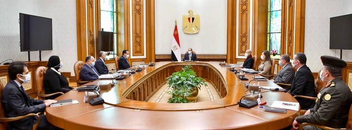السيد الرئيس عبد الفتاح السيسي يتابع خطة الحكومة لبرنامج الطروحات للشركات المملوكة للدولة 49140