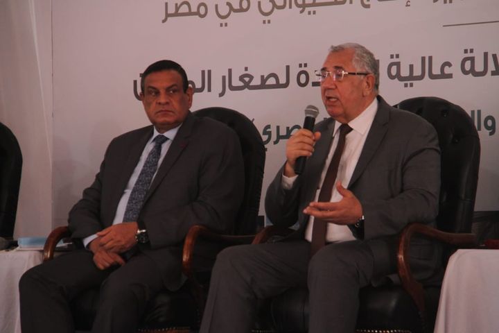 وزراة الزراعة واستصلاح الاراضي: الزراعة: تسليم 200 رأس ماشية على صغار المربيين من السلالات 58935