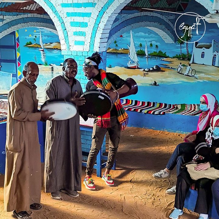 اسوان مملكة الجمال والفنون، من الرسومات اللى على جدران البيوت للمزيكا و الرقص و الجمال ExperienceEgypt VisitEgypt Egypt مصر 63007