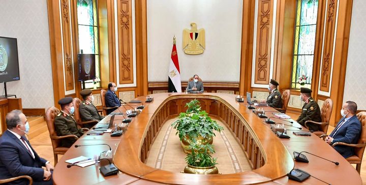 السيد الرئيس عبد الفتاح السيسي يتابع الموقف التنفيذي لعدد من مشروعات الهيئة الهندسية على مستوى الجمهورية 63949