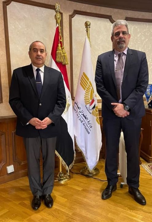 وزارة الطيران المدني: خلال لقائه نائب رئيس الأياتا للشرق الأوسط وافريقيا 67111