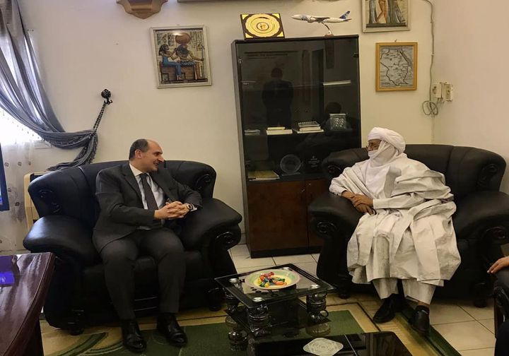 السفير المصري في تشاد يلتقي الأمين التنفيذي لمنظمة تجمع دول الساحل والصحراء - التقى السفير أسامة 68447