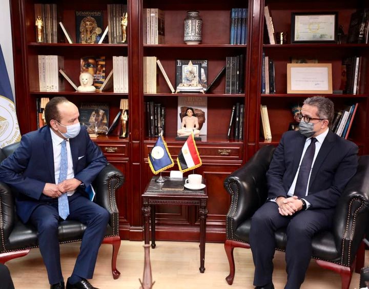 - وزير السياحة والآثار يلتقي بالمدير الجديد للمكتب الإقليمي لليونسكو للعلوم في الدول العربية التقى، 80334