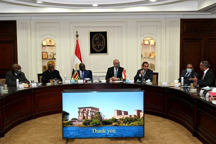 وزير الإسكان يعرض على نظيره من زيمبابوى التجربة العمرانية التى تشهدها الدولة المصرية فى عهد الرئيس السيسي 83142