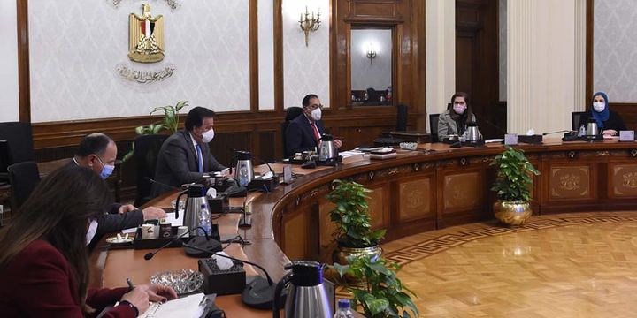 رئيس الوزراء يتابع الخطوات الأخيرة استعدادا لإطلاق استراتيجية تنمية الأسرة المصرية عقد الدكتور مصطفى 99496