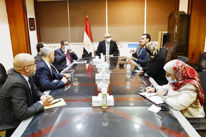 وزارة الإسكان والمرافق والمجتمعات العمرانية: وزير الإسكان يستعرض خطة طرح الوحدات السكنية 74779