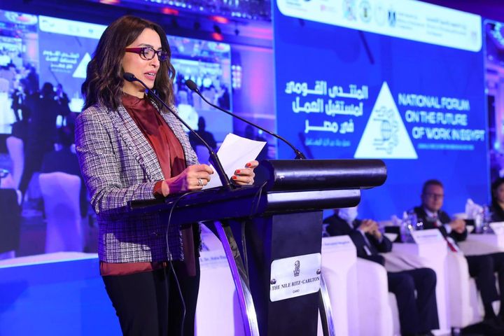 وزارة التخطيط والتنمية الاقتصادية تشارك بافتتاح الملتقى الوطني الأول بشأن مستقبل العمل في مصر 🔴 شاركت 83327