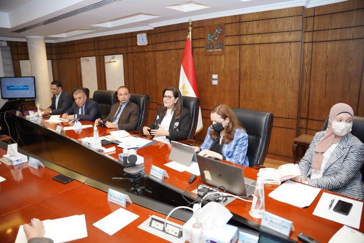 وزيرة التخطيط والتنمية الاقتصادية تلتقي وكيل الأمين العام للأمم المتحدة والسكرتير التنفيذي للبعثة 64319