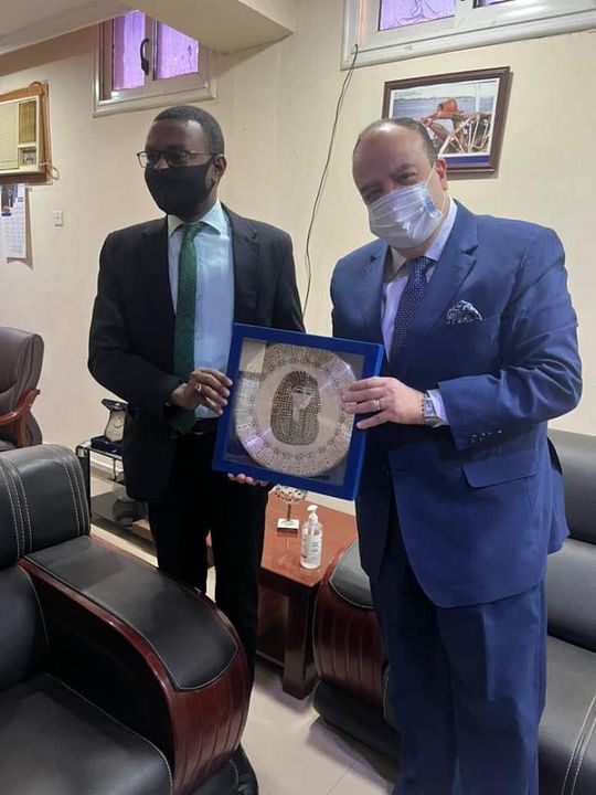 السفير المصري في الخرطوم يلتقي رئيس المفوضية القومية السودانية لحقوق الإنسان ***** التقى السفير حسام عيسى، 66990